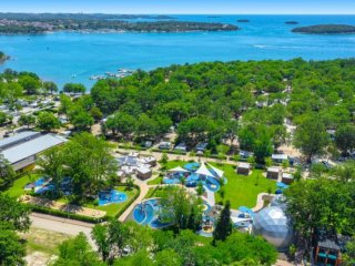 Mobilní domky kemp Bijela Uvala