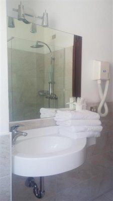 5denní zájezd (denní přejezd) s dopravou, polopenzí a skipasem v ceně – hotel Urri