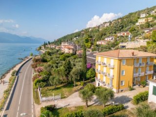 Hotel Internazionale Torri del Benaco Hotel Internazionale Torri del Benaco