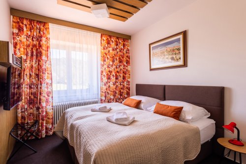 Retro Hotel Jiskra - balíček Relax víkend - 2 noci