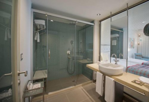 Lara Barut Collection 2026