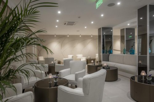 Aminess Younique Bellevue