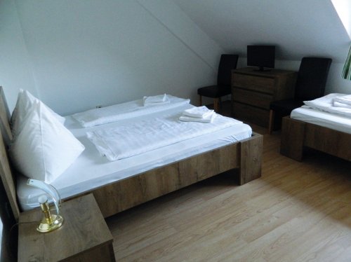 Hotel Familia přes květnový svátek autobusem