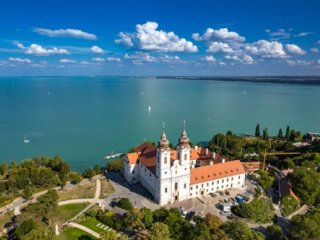 Hotel Familia přes květnový svátek autobusem Hotel Familia přes květnový svátek autobusem