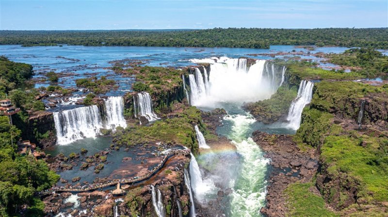 Brazilské dobrodružství - Rio de Janeiro, vodopády Iguazu, deštné pralesy, Amazonie a jaugáři v Pantanalu