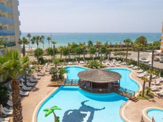 Pineda de Mar - Hotel Golden Taurus Aquapark Resort