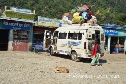 Rafting na nepálské řece Bheri