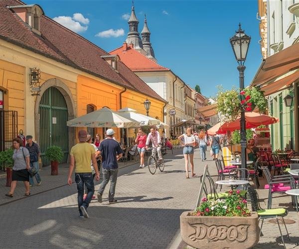 EGER & FLÓRA relax s vínkem