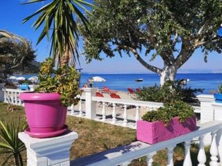 Angelos studia Angelos studia