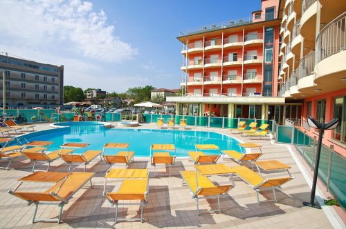 Hotel Adria Beach Club - Villamarina di Cesenatico