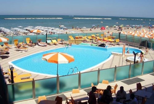 Hotel Adria Beach Club - Villamarina di Cesenatico