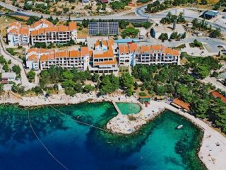 Hotel Zagreb (Karlobag) Hotel Zagreb (Karlobag)