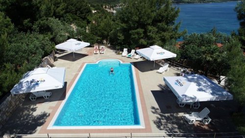 Kemp Nevio (mobilhomy)