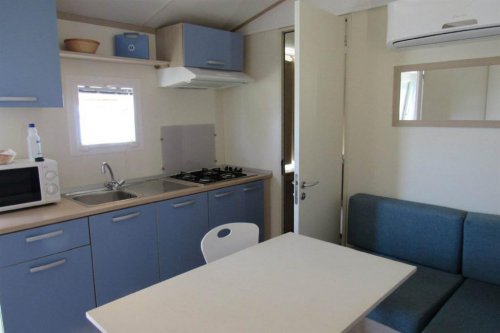 Kemp Nevio (mobilhomy)