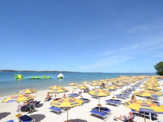 Mobilní domky kemp Sunny Brioni Mobilní domky kemp Sunny Brioni