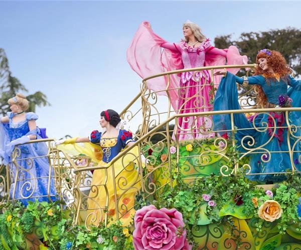 DISNEYLAND a Paříž o velikonocích