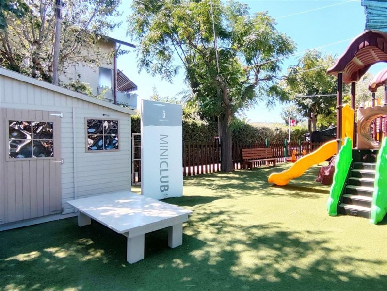 Mobilní domky kemp Duca Amedeo Village