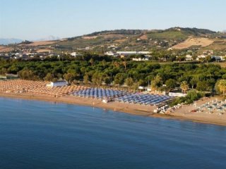 Mobilní domky kemp Duca Amedeo Village Mobilní domky kemp Duca Amedeo Village