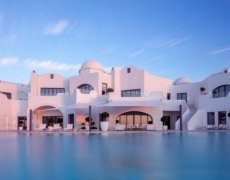 Anantara Santorini Abu Dhabi Retreat