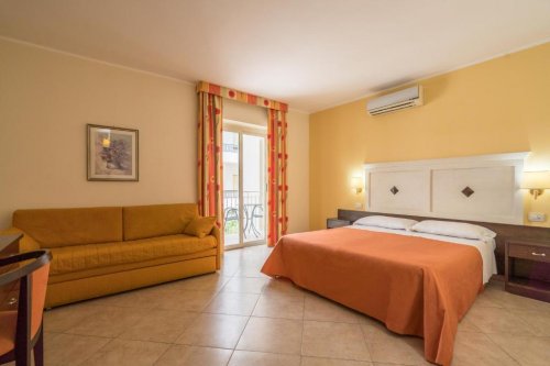 Hotel Orizzonte - Letojanni