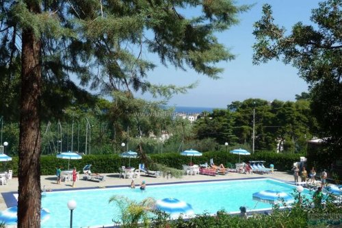 Camping Villaggio Internazionale (San Menaio)