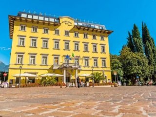 Grand Hotel Riva Grand Hotel Riva