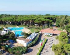 Villaggio Camping Baia Domizia
