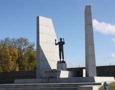 Koncentrační tábor Mauthausen a historický Linec