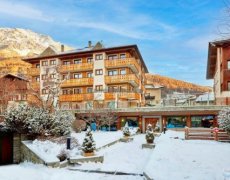Hotel Rezia SKI