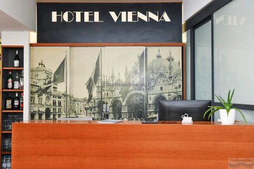 Hotel Vienna