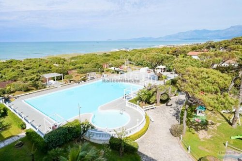 Hotel Domizia Palace