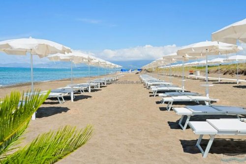 Hotel Domizia Palace