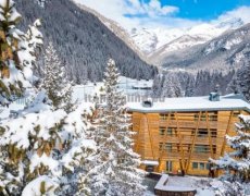 Hotel Au Charmant Petit Lac SKI