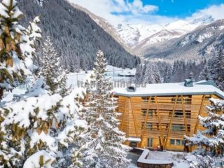 Hotel Au Charmant Petit Lac SKI