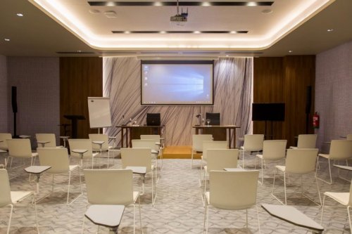 GRAN MUTHU ALMIRANTE BEACH 5