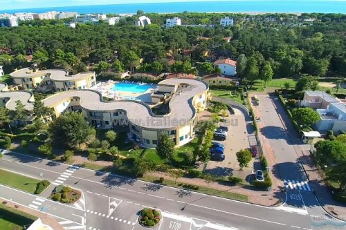 Villaggio Girasoli e Calycanthus