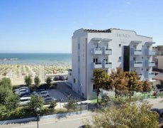 Hotel Iones Rimini Rivabella