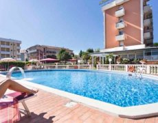 Hotel Apollo s bazénem Viserbella