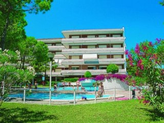 Residence Meridiana s bazénem Residence Meridiana s bazénem