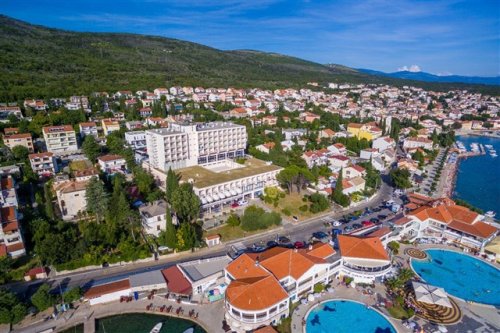 Hotel Katarina s bazénem