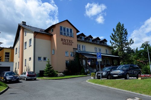 Autobusový pobytově poznávací zájezd na Domažlicko - Hotel Sádek