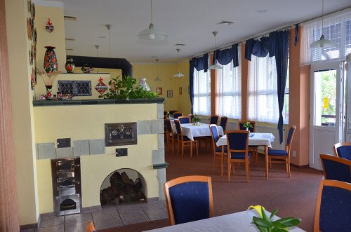 Autobusový pobytově poznávací zájezd na Domažlicko - Hotel Sádek