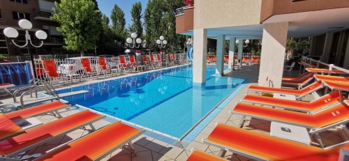 Hotel Cosmos s bazénem Rimini Rivazzurra