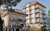 Hotel Cosmos s bazénem Rimini Rivazzurra