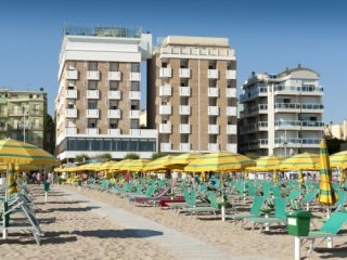 Hotel Napoleon s bazénem Hotel Napoleon s bazénem