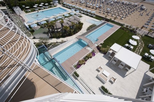 Hotel Le Soleil s bazénem