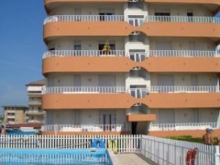 Residence Apollo s bazénem