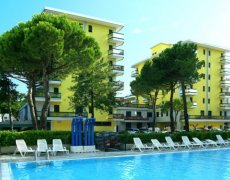 Residence Costa del Sol s bazénem