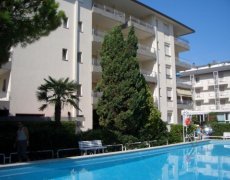 Residence San Nicholas s bazénem