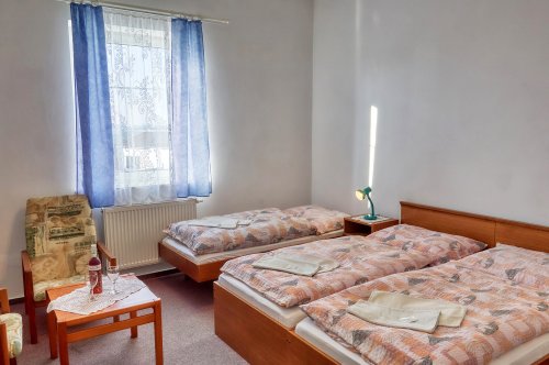 Autobusový zájezd za krásou a pohodou jižních Čech - Borovany -Hotel Alf